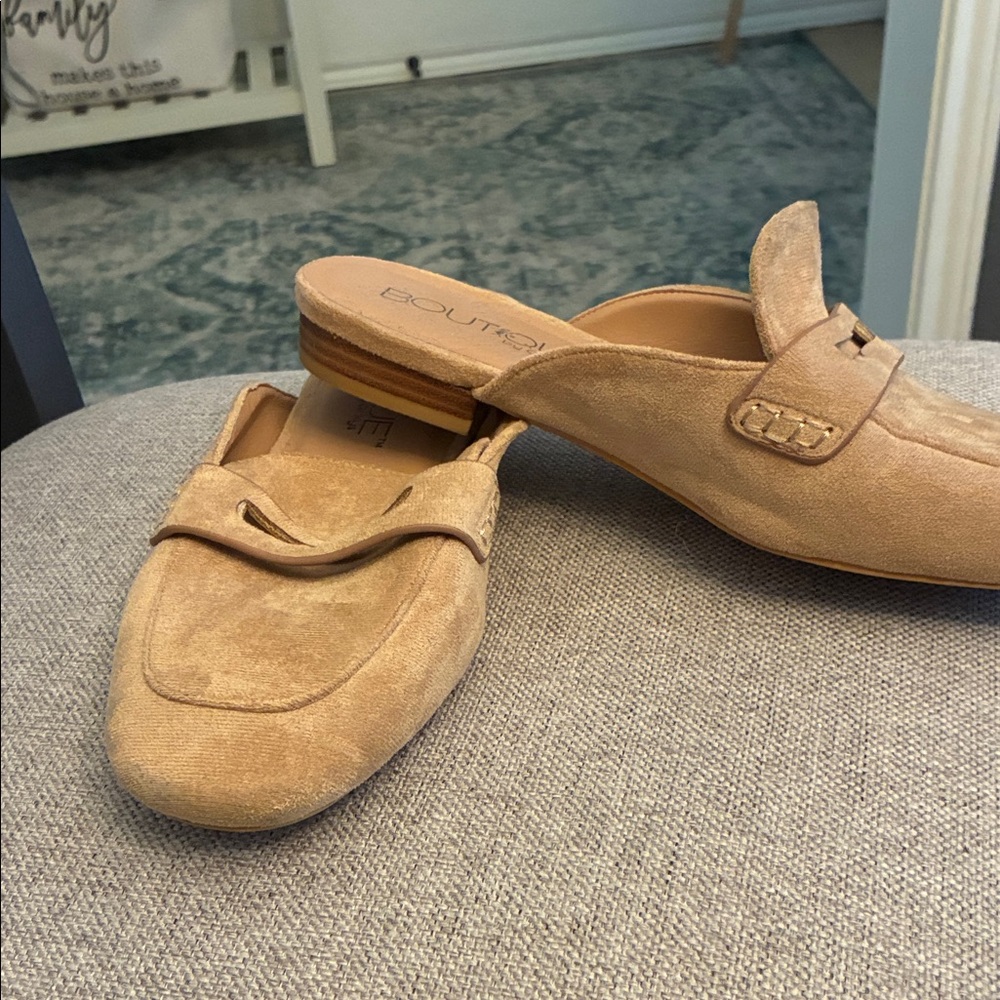 Boutique Tan Suede Mules - Picture 5 of 5